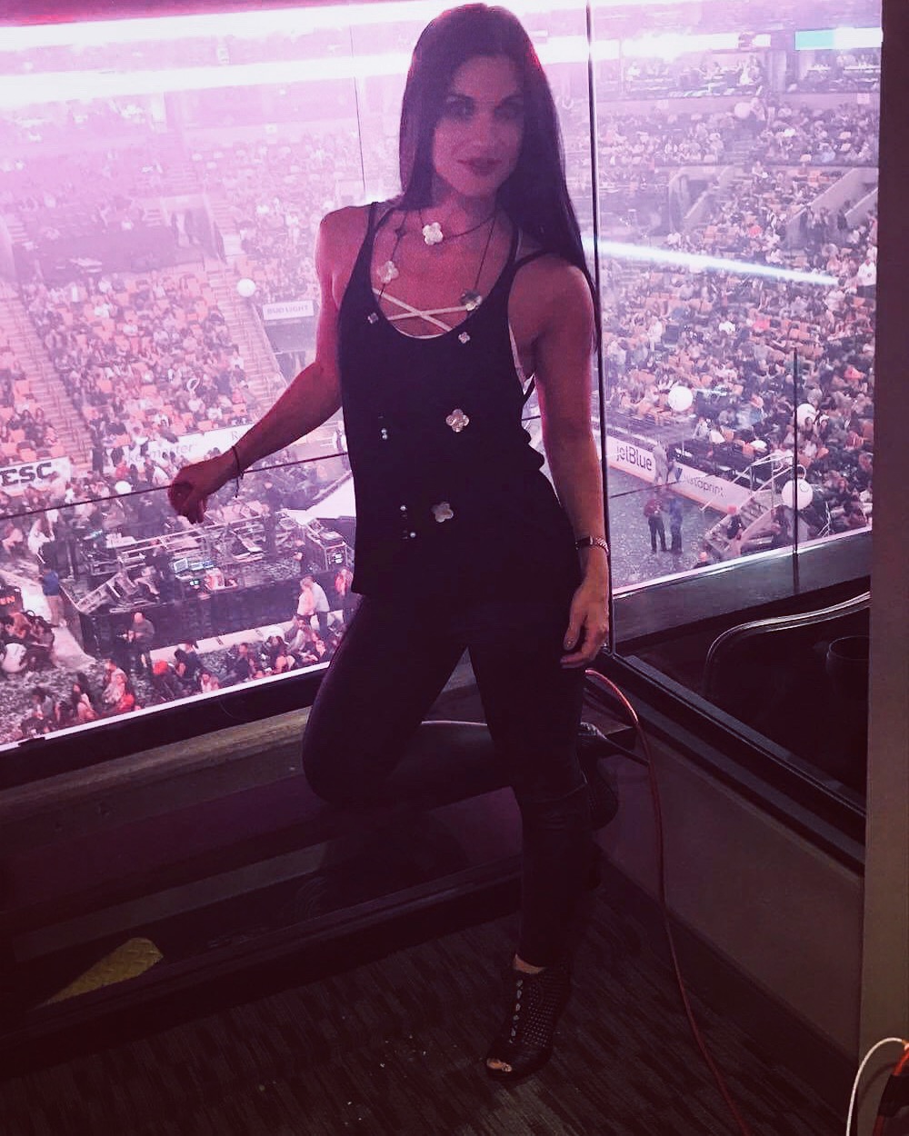 E8104822-82FD-4EB5-9975-4918798CA1D0