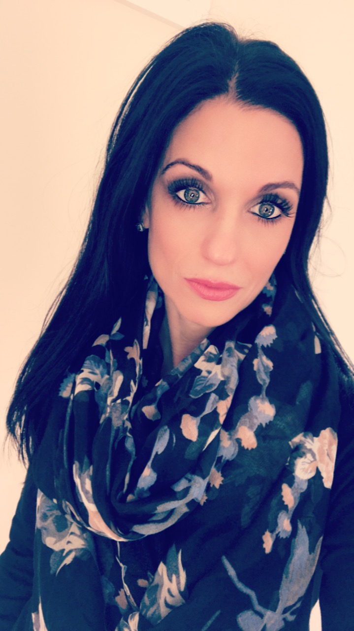 FDFC8670-2C2F-4F56-9C25-DE500321B5EE