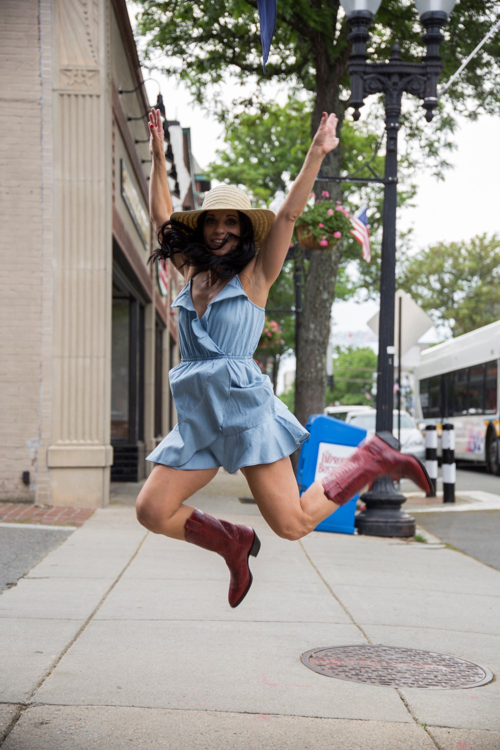 D5BDF1BD-7558-45F2-8E92-5502BAA74561