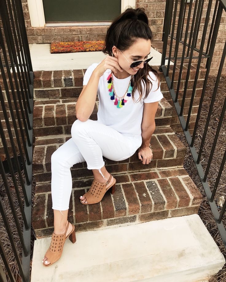 EC7D0BE8-259F-4CDD-A5FA-0B42B91663A1