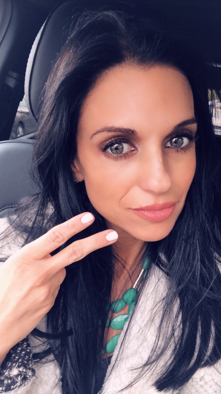 98E87999-2BA9-4A45-8BD5-1BFD72946206