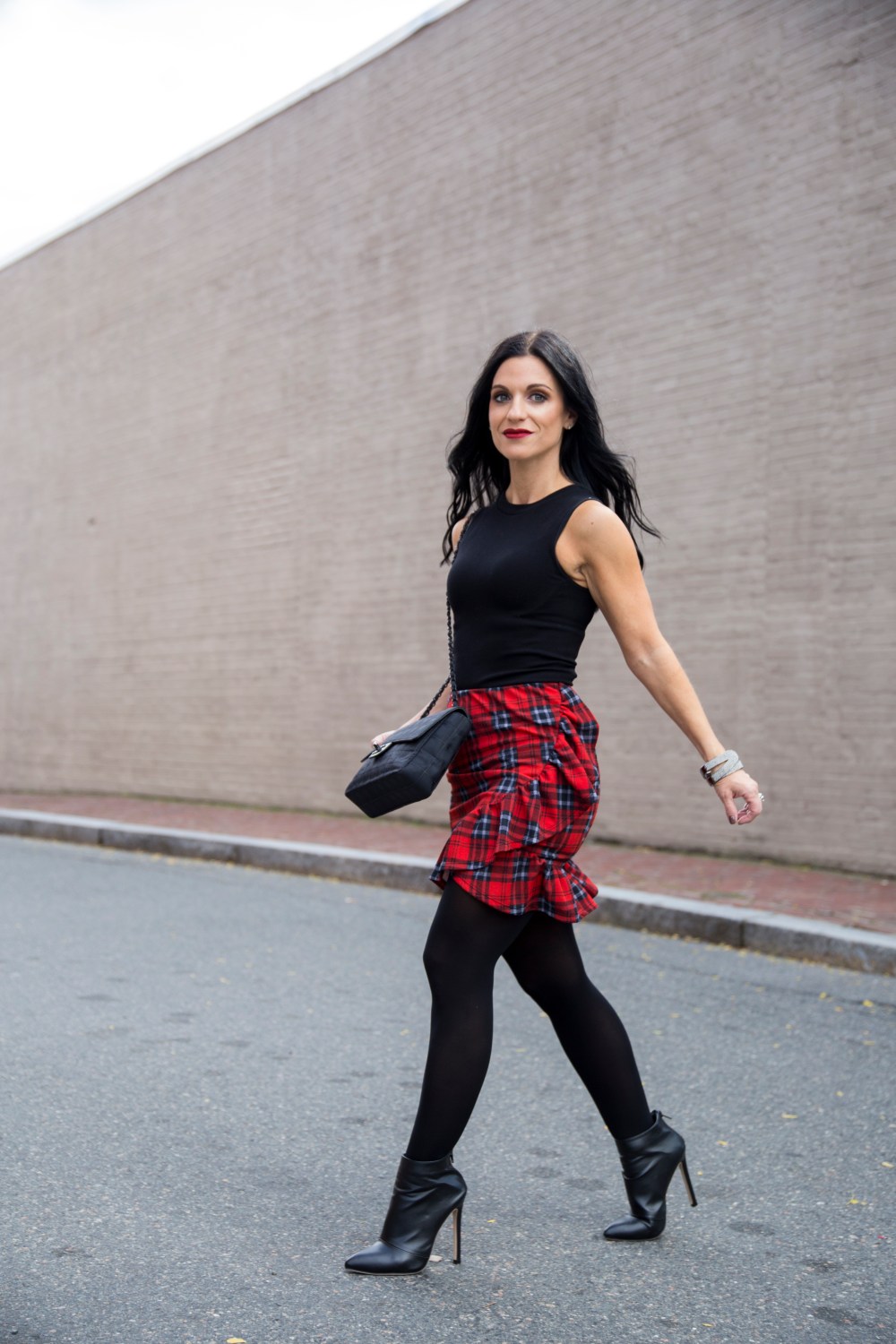 5DEBF0AC-FF95-47F1-9577-9D0F26E1B615