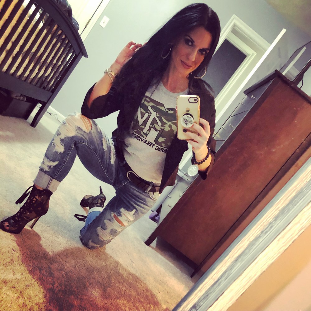 53E3D94E-522B-4497-9AAF-87B3007AC7EC