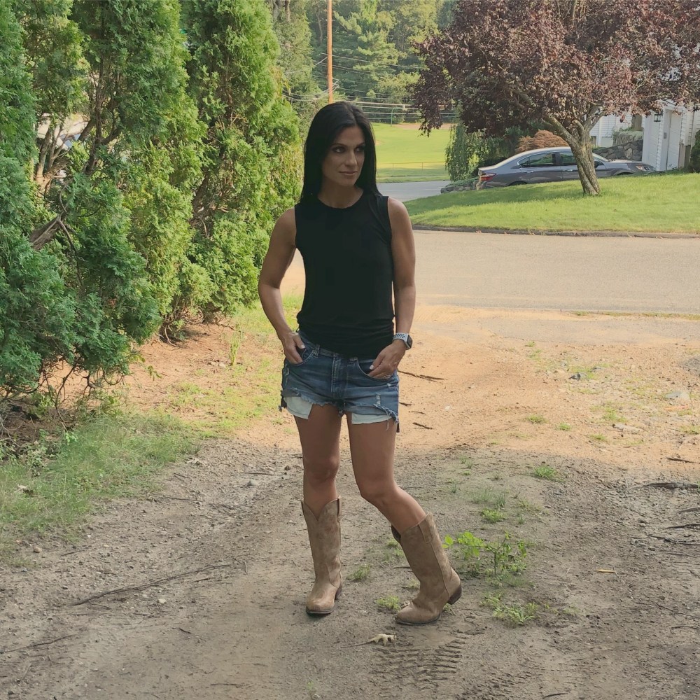 C12A9B56-1213-456C-8FE0-711D803D8C94