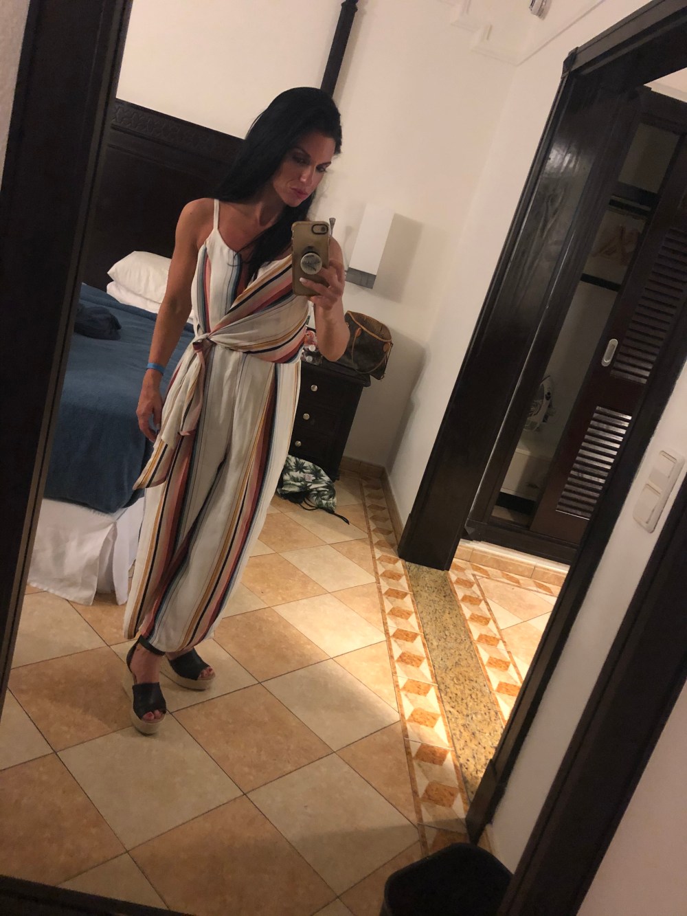 610ED191-C571-40A4-AB25-14CD00B0F2D6