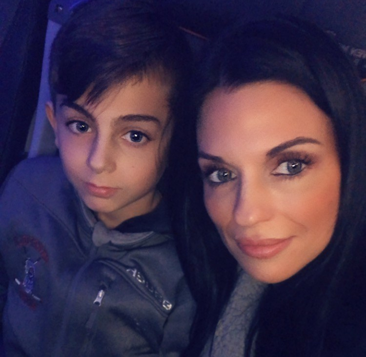 AF131069-C42E-48E5-9D88-E1B98A64FAA1