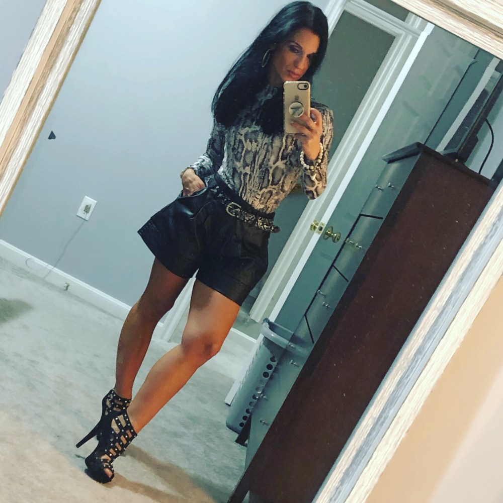 CD621C16-84F5-4832-B909-FF5011C837F4