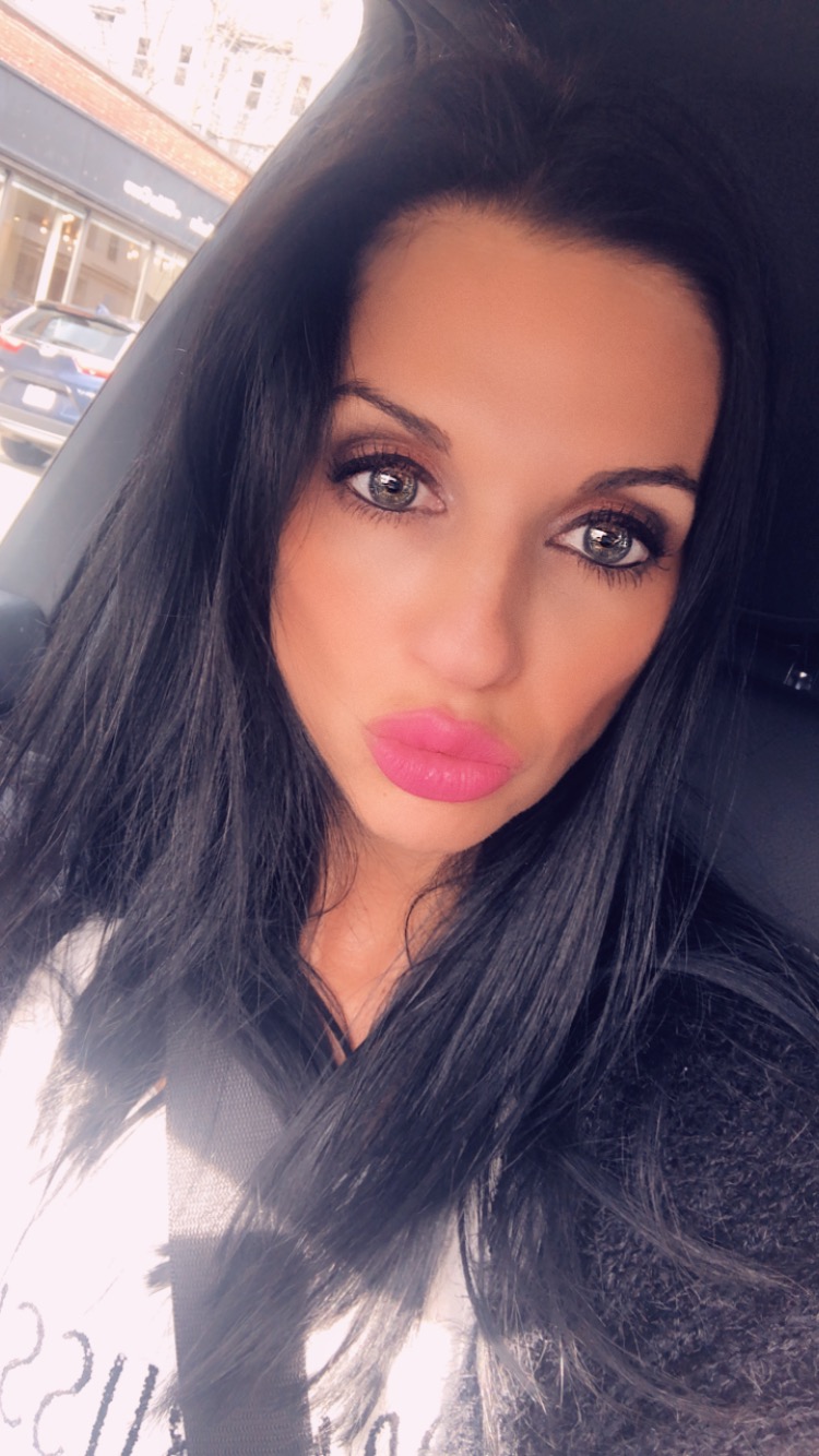 9C2BC721-19DF-4F54-965B-98DB93102BDE