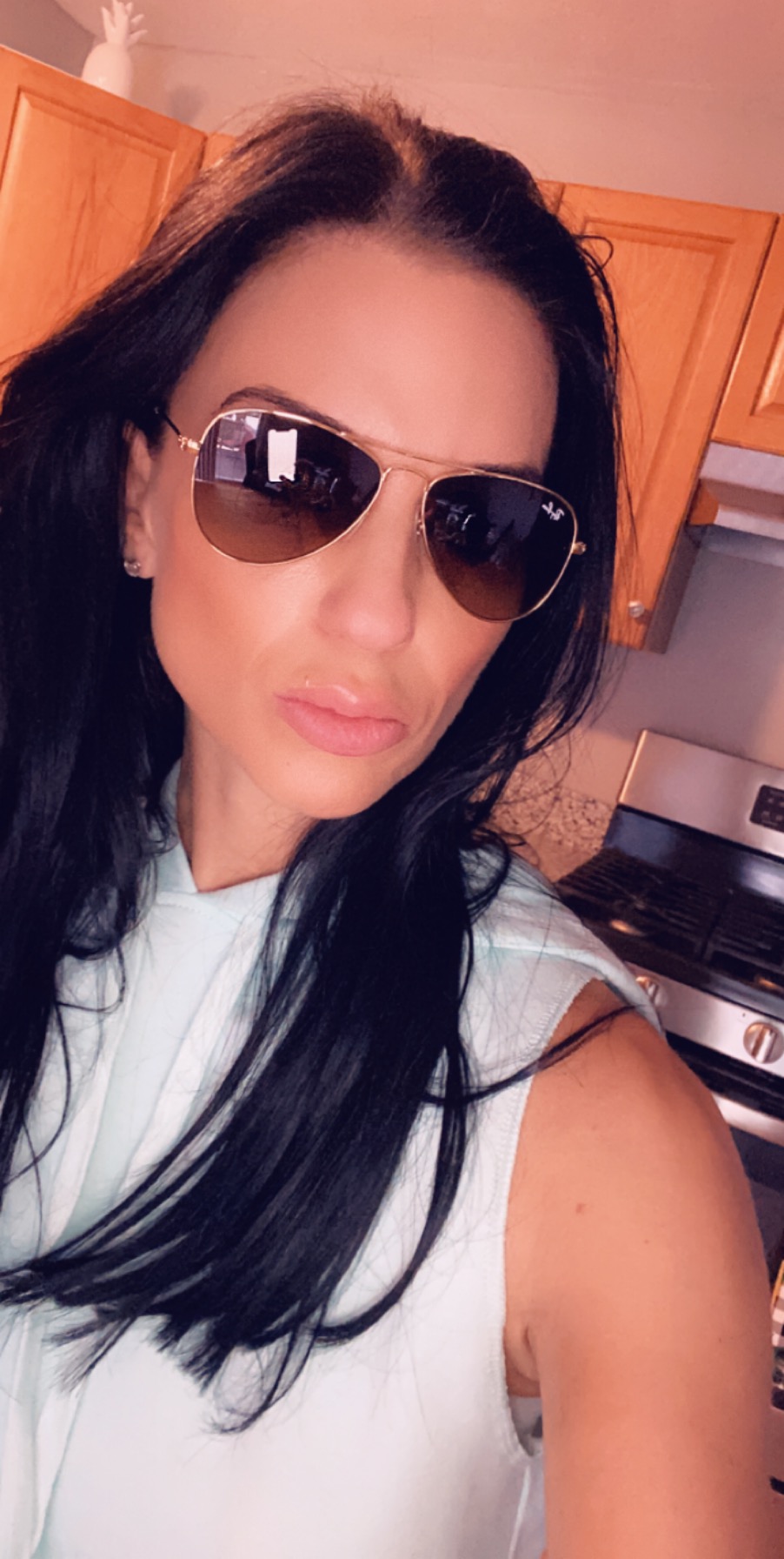 12719E44-3BF0-493F-9588-606E51440E5B